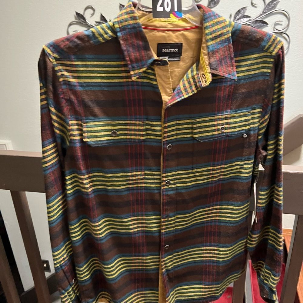 NWT Marmot Striped Button-Up Shirt Size Medium. #281